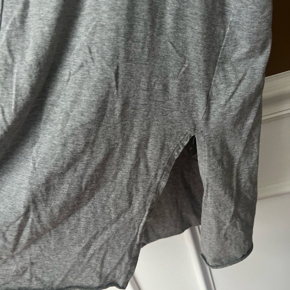 h.i.p. Women’s Gray Swim Coverup with Relaxed Fit Distressed Size XL 90s Grunge - Picture 3 of 4